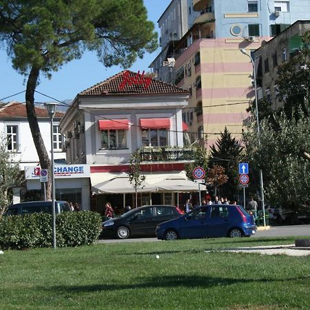 Jolly City Center Hotel Tirana Exterior foto