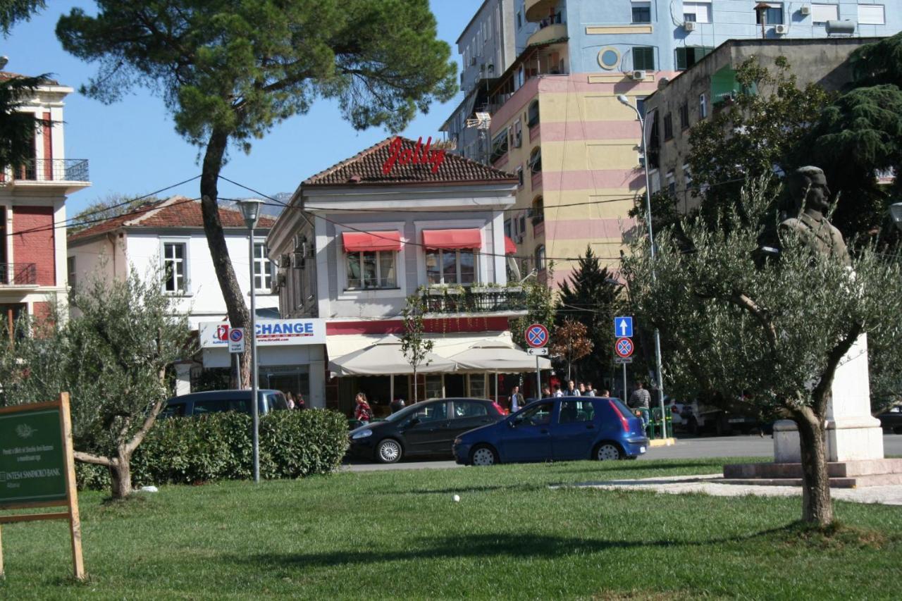 Jolly City Center Hotel Tirana Exterior foto